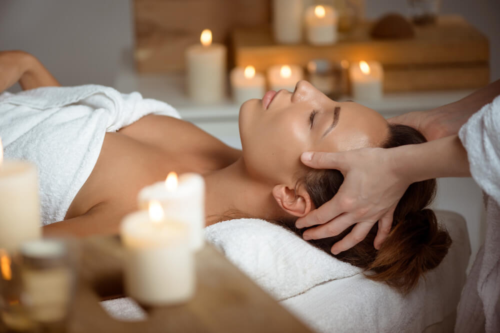 girl gets stress relief massage